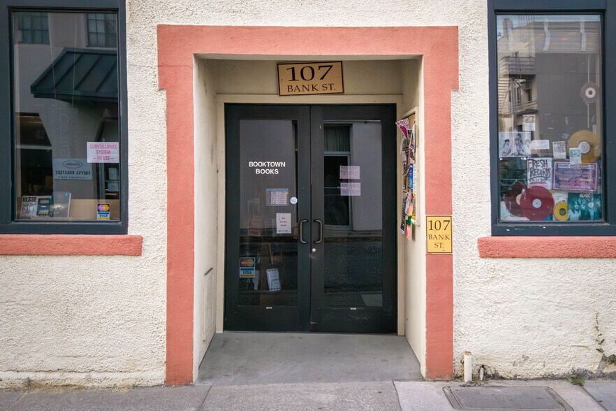 More Photos Of 107 Bank St, Grass Valley Storefront For Sale