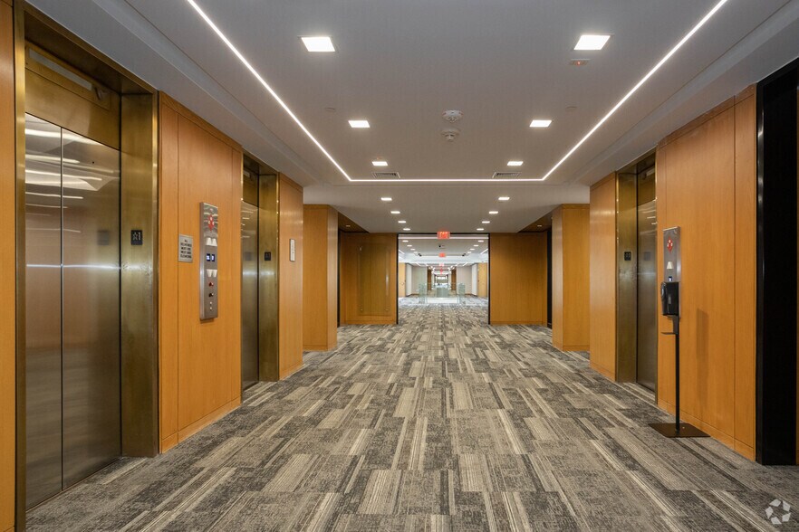 More Photos Of 1 Huntington Quadrangle, Melville Unknown For Lease