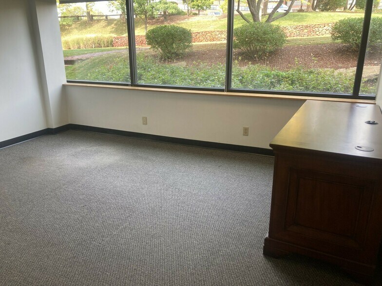 More Photos Of 35 Braintree Hill Office Park, Braintree Office For Lease