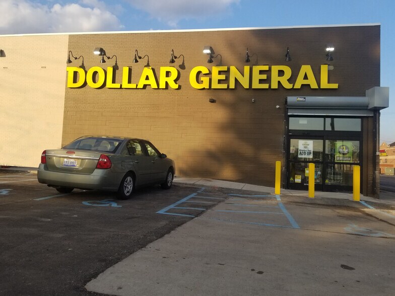 More Photos Of 3431 Joy Rd, Detroit Freestanding For Lease