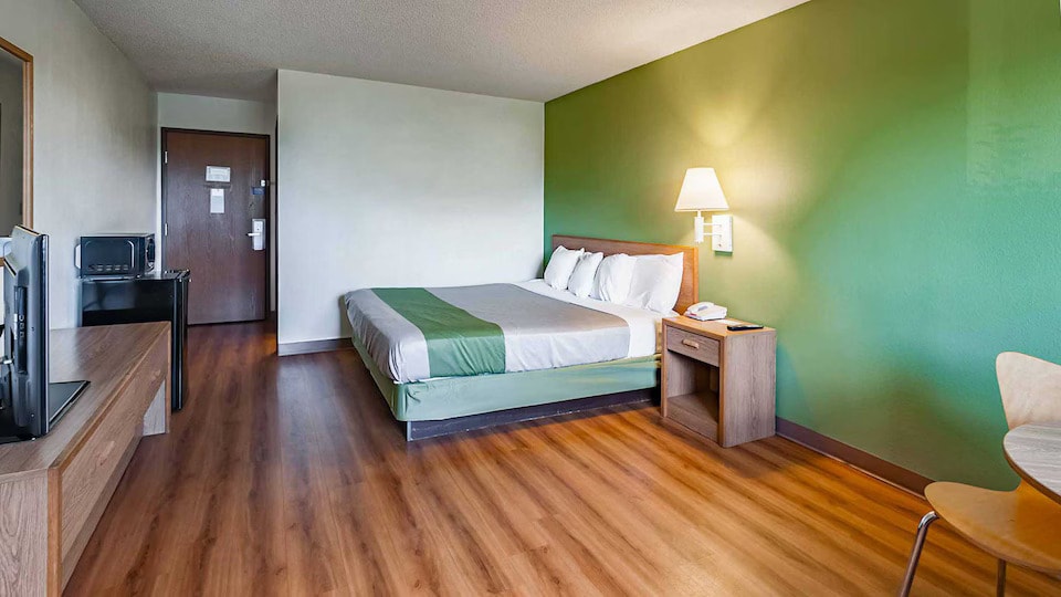 More Photos Of 1064 PA-93, Drums, PA 18222, Drums Hotel For Sale