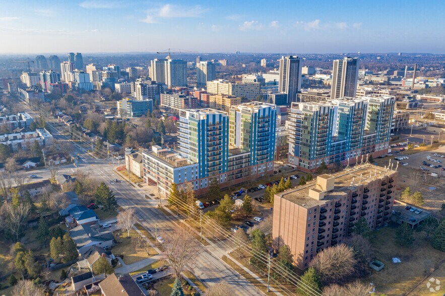 More Photos Of 365 Albert St, Waterloo Apartments For Lease