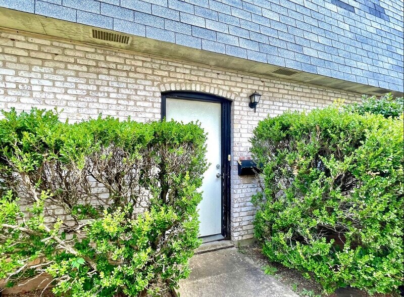 More Photos Of 5806 Belmoor Dr, Austin Multifamily For Sale