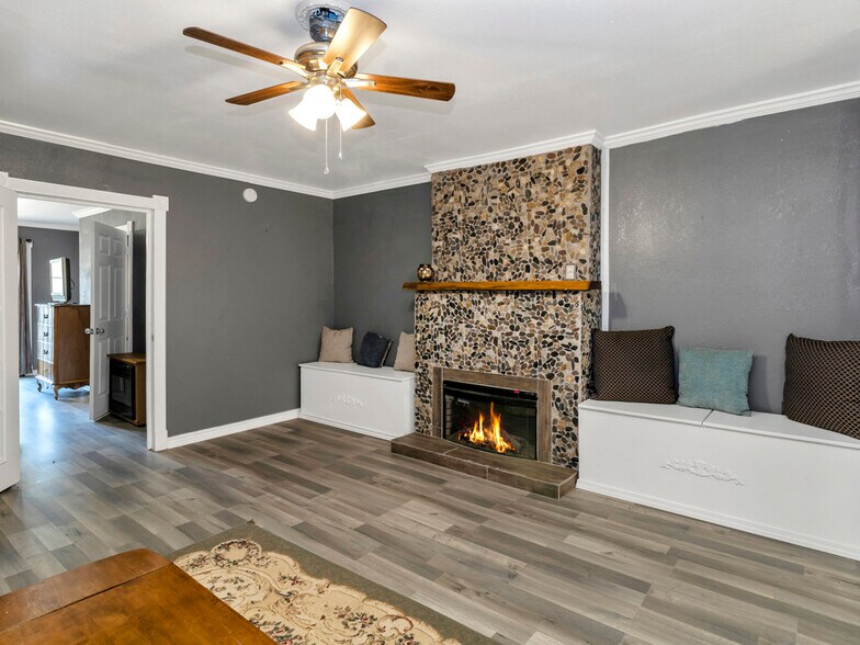 More Photos Of 750 N US Highway 287, Palestine Multifamily For Sale