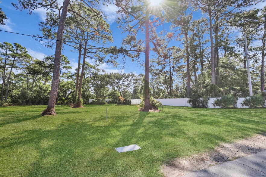 More Photos Of 106-108 Lewis Ave, Tybee Island Land For Sale