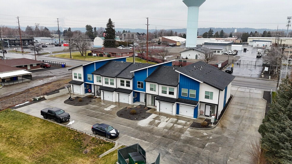 More Photos Of 12402 E Broadway Ave, Spokane Valley Apartments For Sale