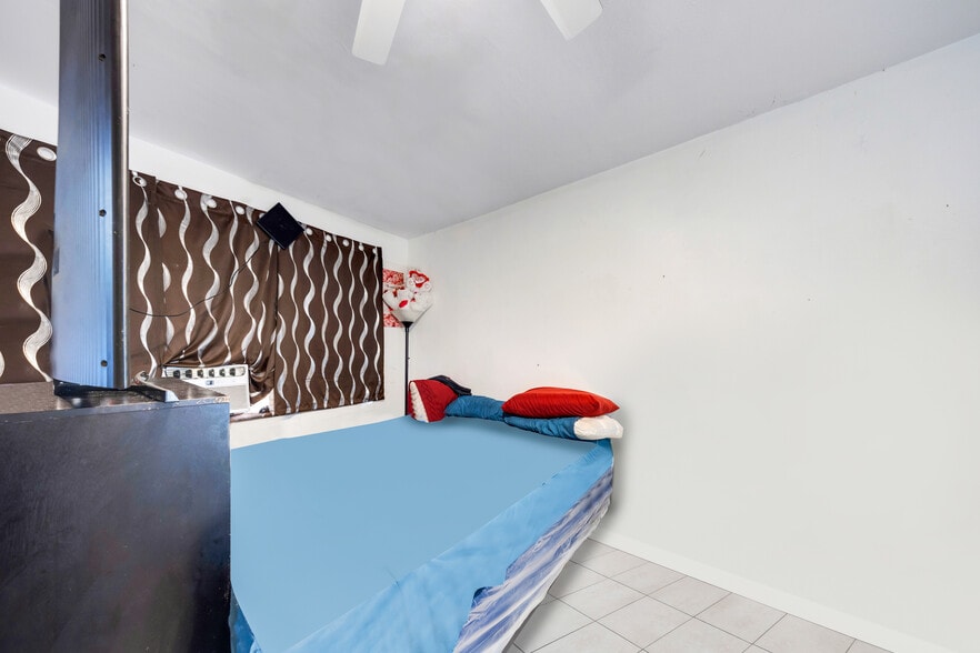 More Photos Of 2028 SW 6th St, Miami Apartments For Sale