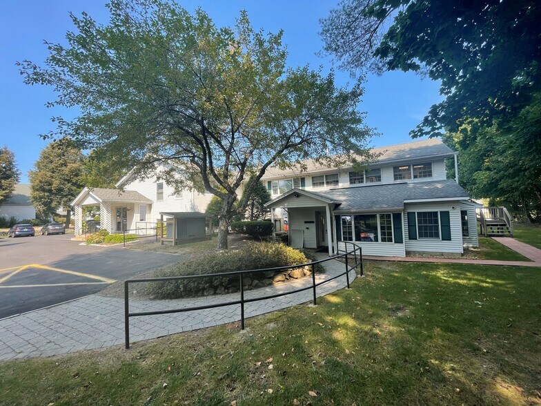 More Photos Of 514 South St, Bow Medical For Lease