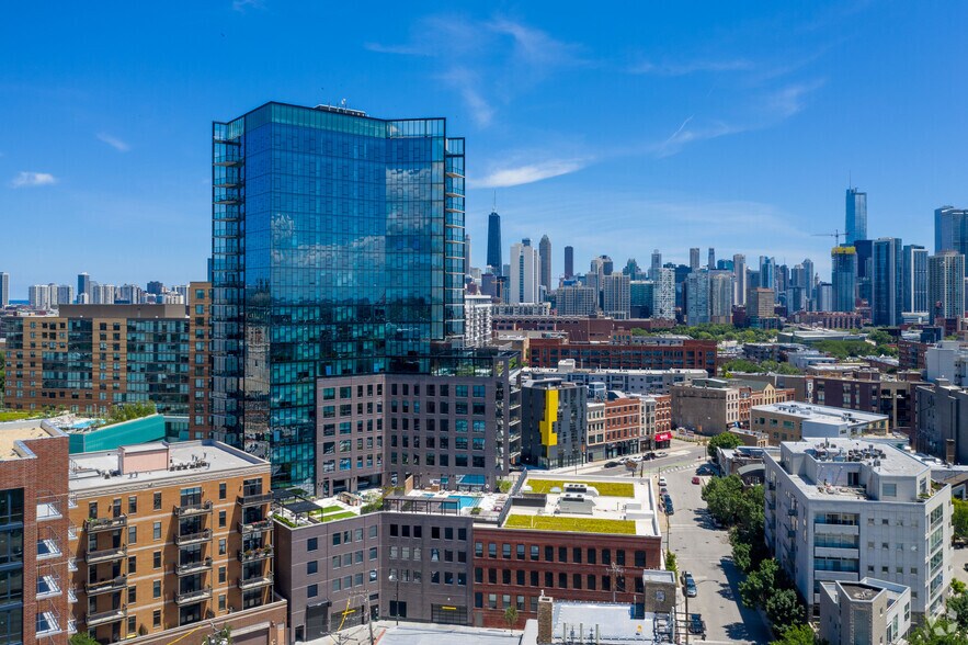More Photos Of 730 N Milwaukee Ave, Chicago Apartments For Lease