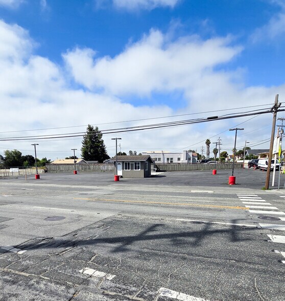 More Photos Of 1999 Freedom Blvd, Freedom Land For Sale