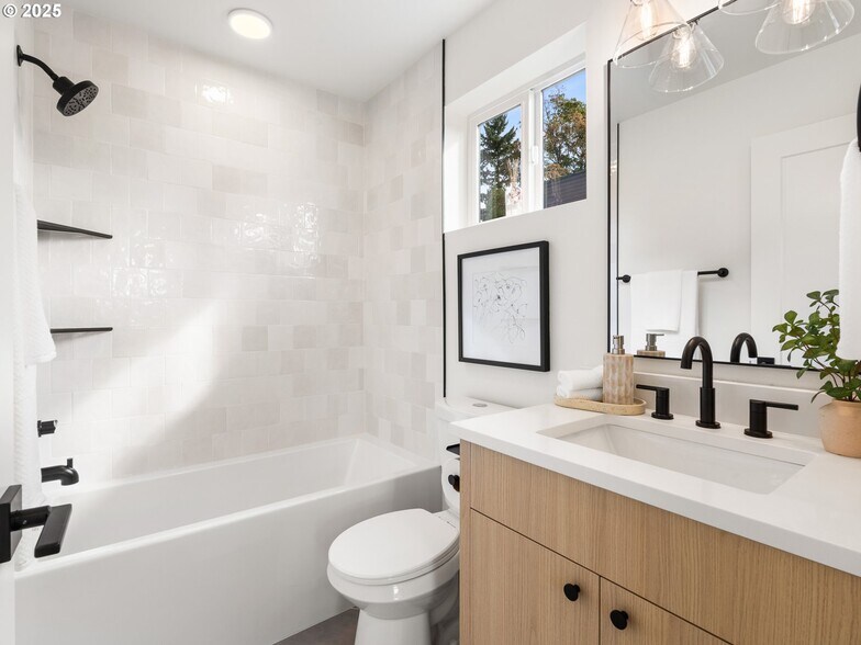 More Photos Of 1911 Broadway St, Vancouver Apartments For Sale