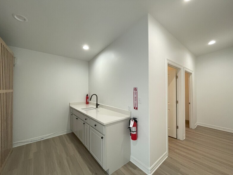 More Photos Of 109 Enterprise Pky, Boerne Loft Creative Space For Lease