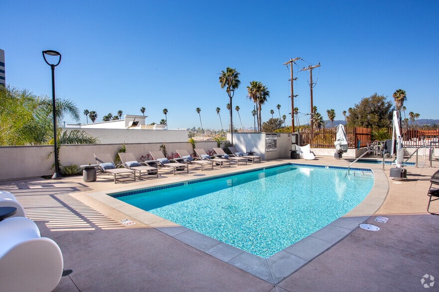 More Photos Of 12035 Wilshire Blvd, Los Angeles Apartments For Sale