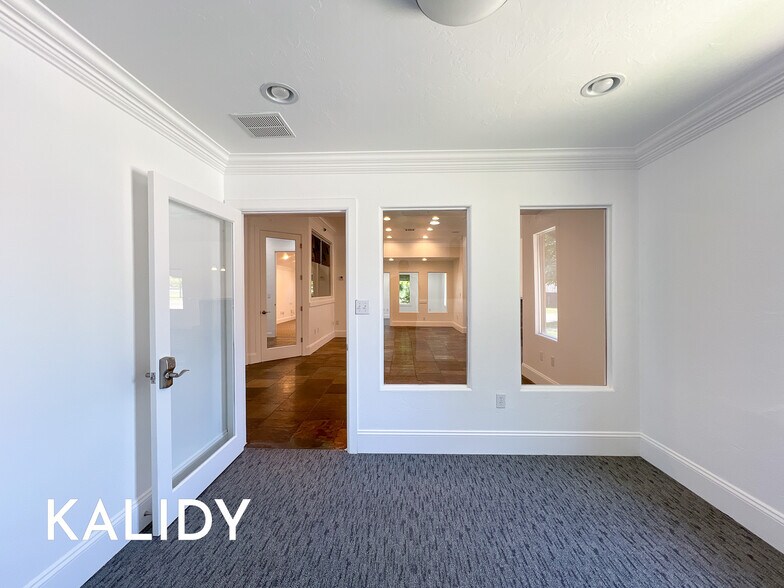 More Photos Of 14909 N Kelly Ave, Edmond Loft Creative Space For Lease
