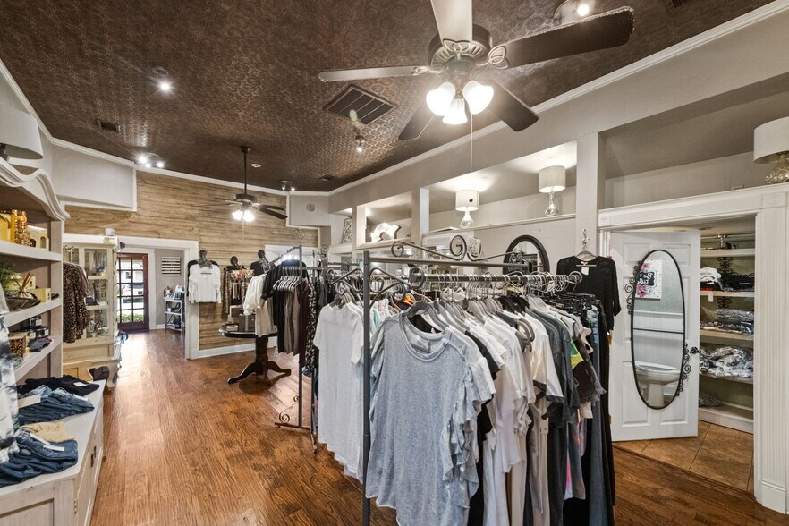 More Photos Of 139 Olive St, Keller Storefront Retail Office For Sale