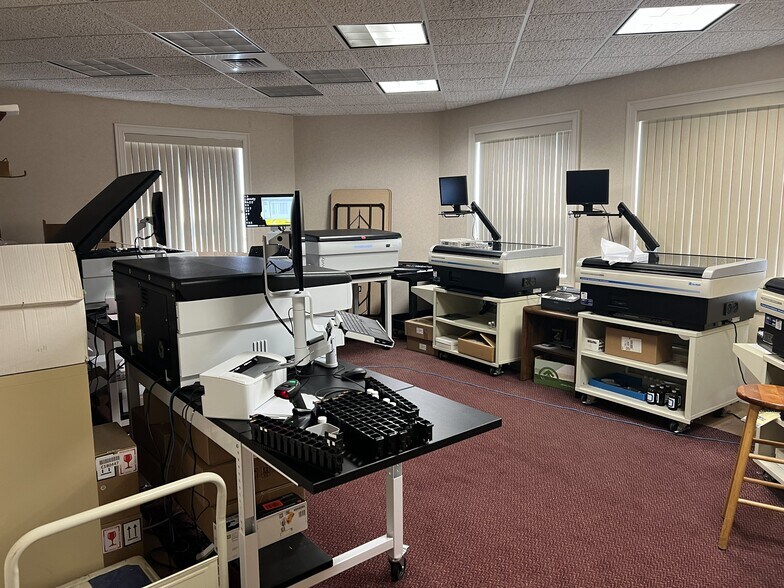 More Photos Of 3 Research Dr, Woodbridge Medical For Lease