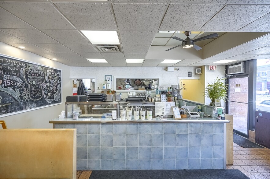 More Photos Of 369 Keele St, Toronto Restaurant For Lease