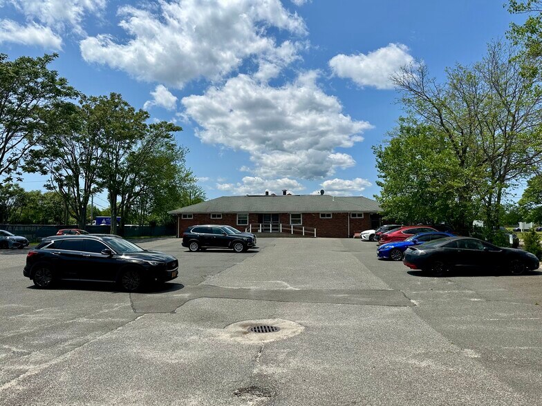 More Photos Of 485 N Ocean Ave, Patchogue Medical For Sale