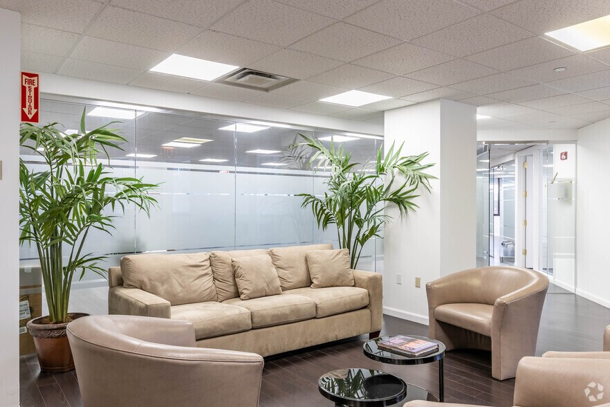 More Photos Of 200 S Andrews Ave, Fort Lauderdale Medical For Sale