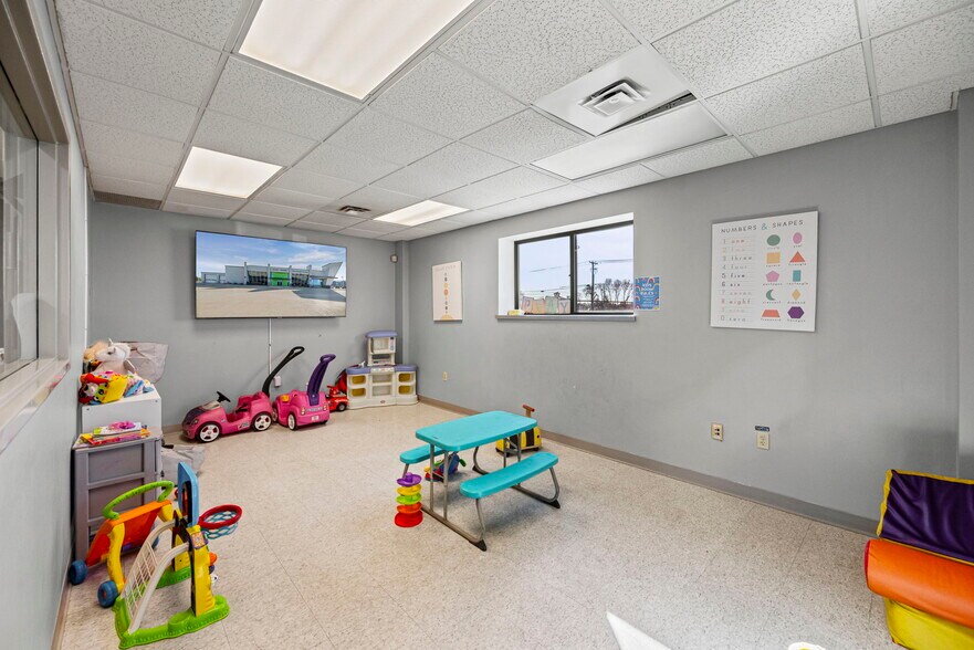 More Photos Of 3960 State Road 38 E, Lafayette Auto Dealership For Sale