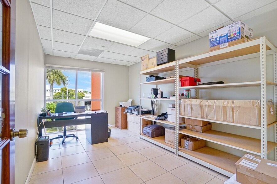More Photos Of 8200-8358 NW 30th Ter, Doral Coworking Space