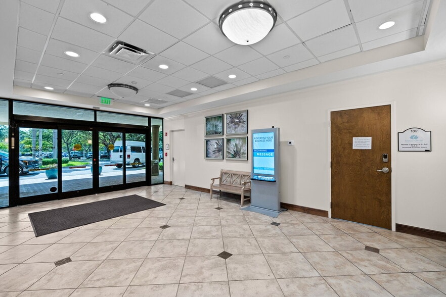 More Photos Of 9970 S Central Park Blvd, Boca Raton Medical For Lease