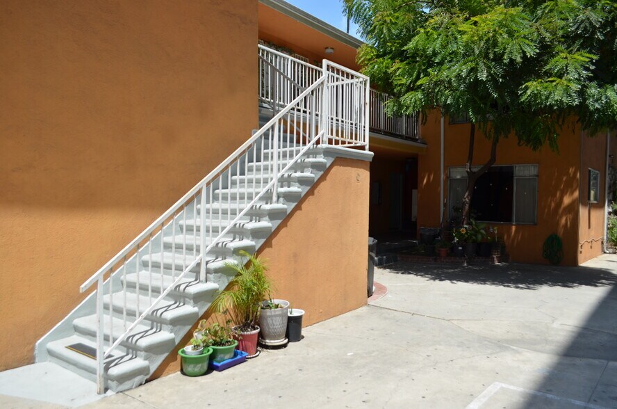 More Photos Of 749 S Berendo St, Los Angeles Apartments For Sale