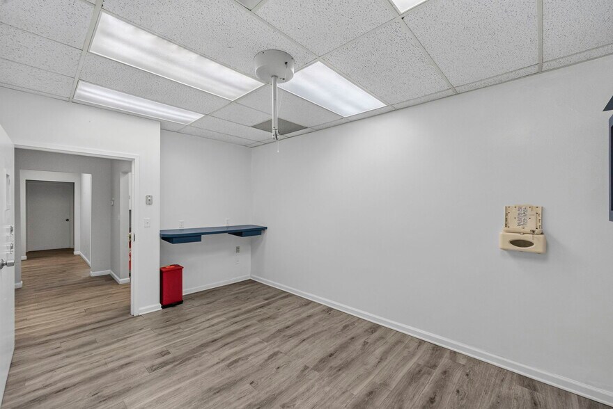 More Photos Of 89 Valley Rd, Montclair Medical For Sale