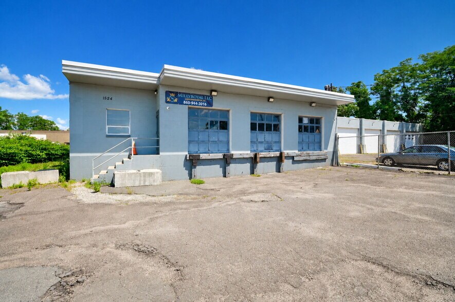 More Photos Of 1510 John Fitch Blvd, South Windsor Refrigeration Cold Storage For Lease