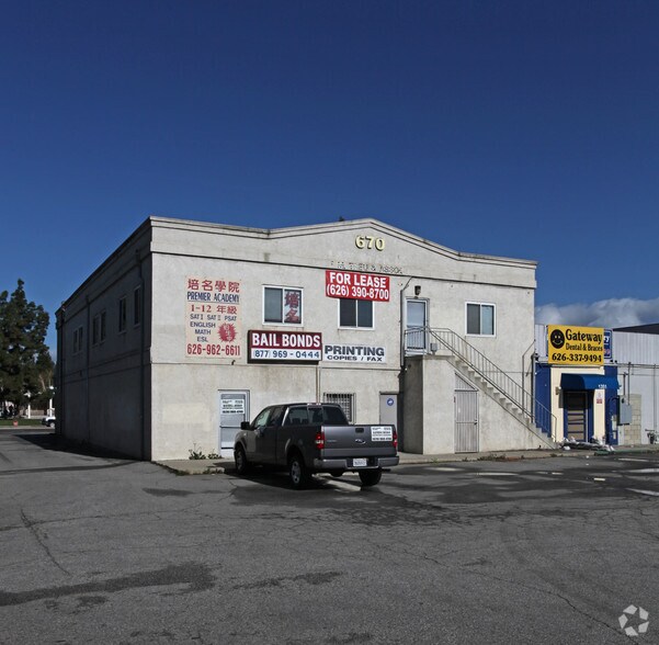 More Photos Of 666-670 S Sunset Ave, West Covina Storefront Retail Office For Sale