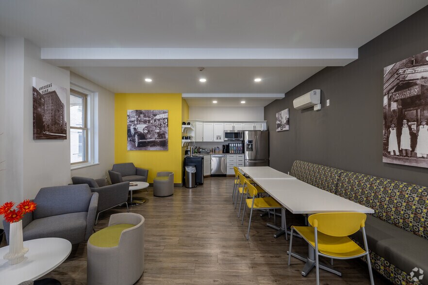 More Photos Of 1087 Elm St, Manchester Office For Lease