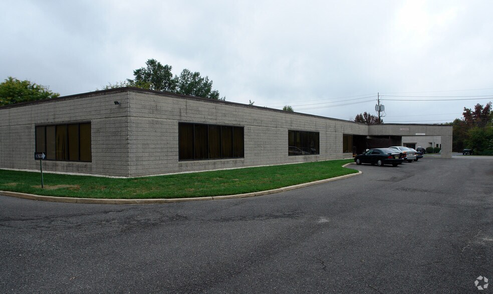More Photos Of 201 Grove Rd, Thorofare Office For Sale