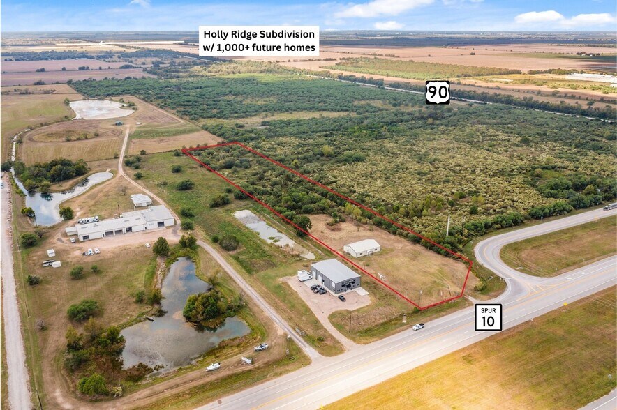 More Photos Of 1585 Patton Rd, Rosenberg Service For Sale