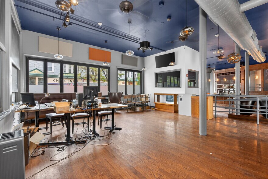 More Photos Of 1248-1260 Cambridge St, Cambridge Storefront Retail Office For Lease