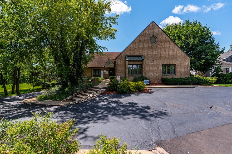 More Photos Of 1181 N Milford Rd, Milford Medical For Lease