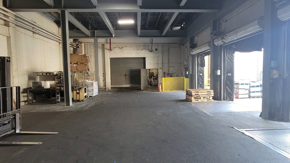 More Photos Of 300 Liberty Ave, Brooklyn Warehouse For Lease