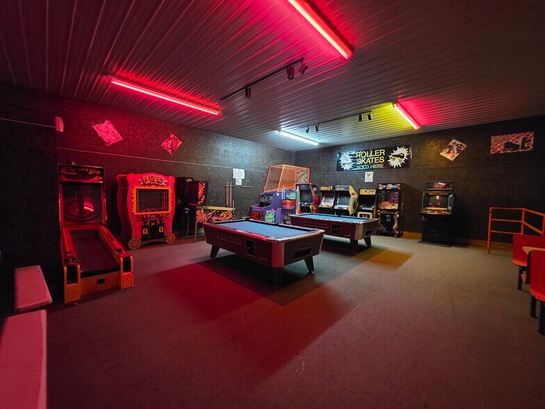 More Photos Of 3220 S Hwy 32, El Dorado Springs Skating Rink For Sale