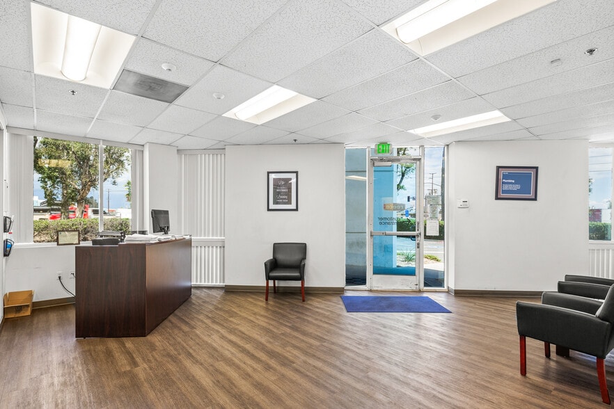 More Photos Of 10509 Business Dr, Fontana Warehouse For Lease