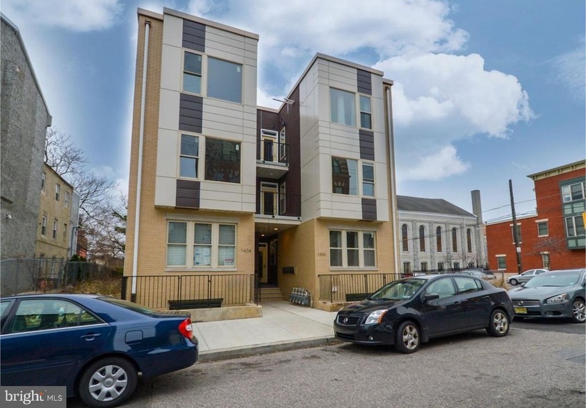 Primary Photo Of 1436 Poplar St, Philadelphia Apartments For Sale