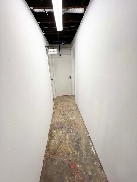 More Photos Of 530 Bayway Ave, Elizabeth General Retail For Sale