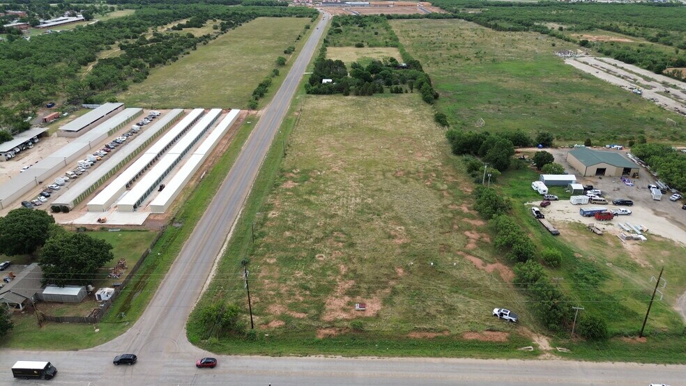 More Photos Of 225 E South 27th St, Abilene Land For Sale