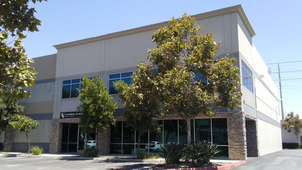 More Photos Of 12033 Jack Benny Dr, Rancho Cucamonga Warehouse For Lease