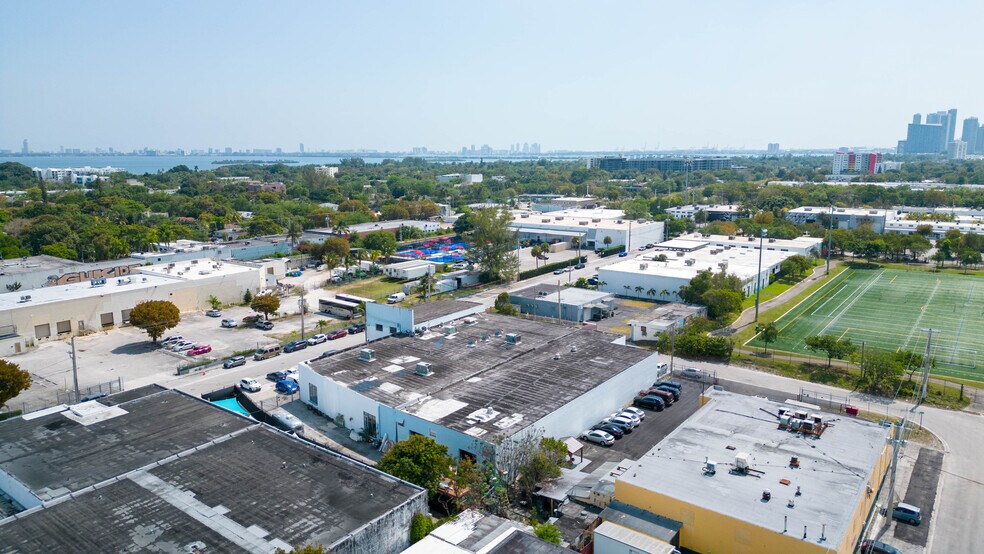 More Photos Of 6454 NE 4th Ave, Miami Light Manufacturing For Lease