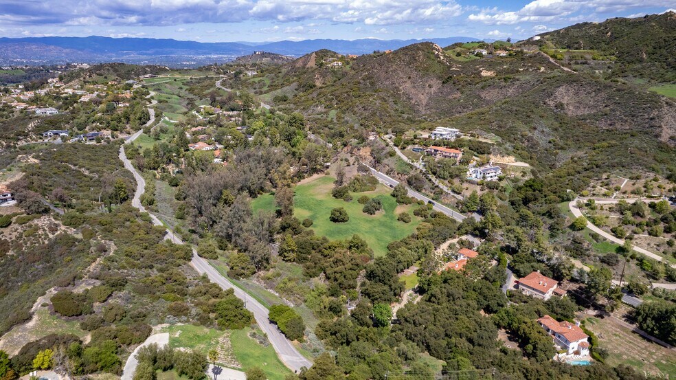 More Photos Of 24415 Mulholland Hwy, Calabasas Land For Sale