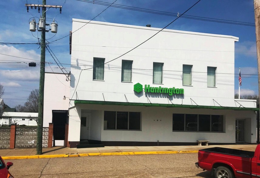 Primary Photo Of 121 N Court St, Harrisville Bank For Lease