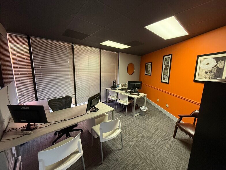 More Photos Of 3050 Amwiler Rd, Peachtree Corners Office For Lease