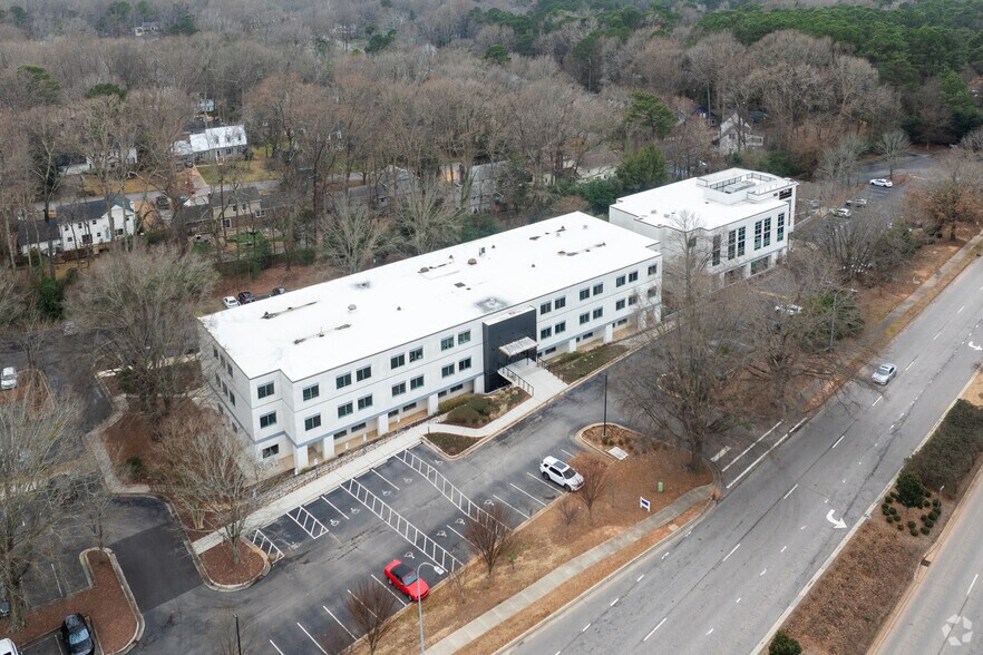 More Photos Of 101 SW Cary Pky, Cary Medical For Lease