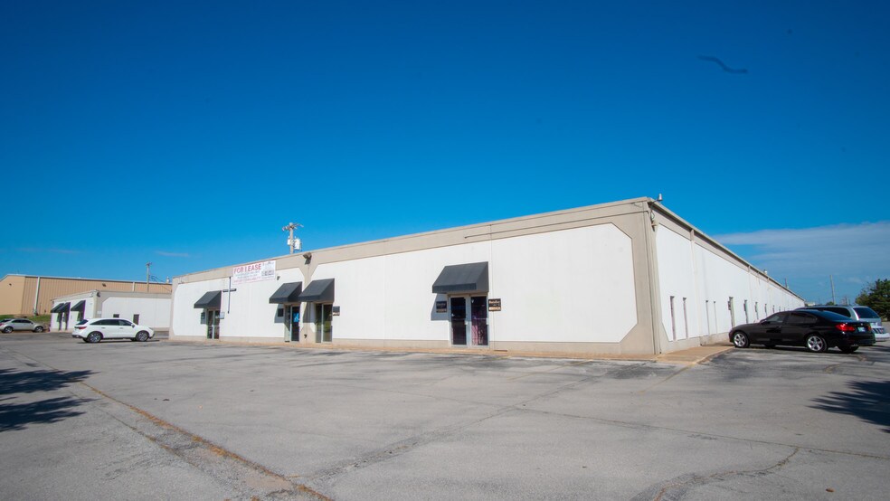 More Photos Of 1141 SE Grand Blvd, Oklahoma City Unknown For Lease