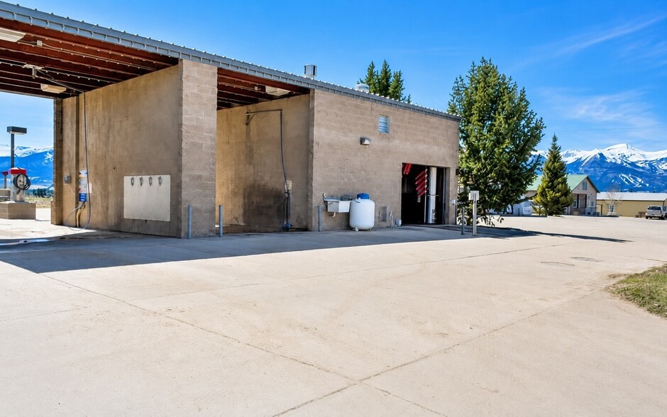 More Photos Of 104 Main St, Silver Cliff Carwash For Sale