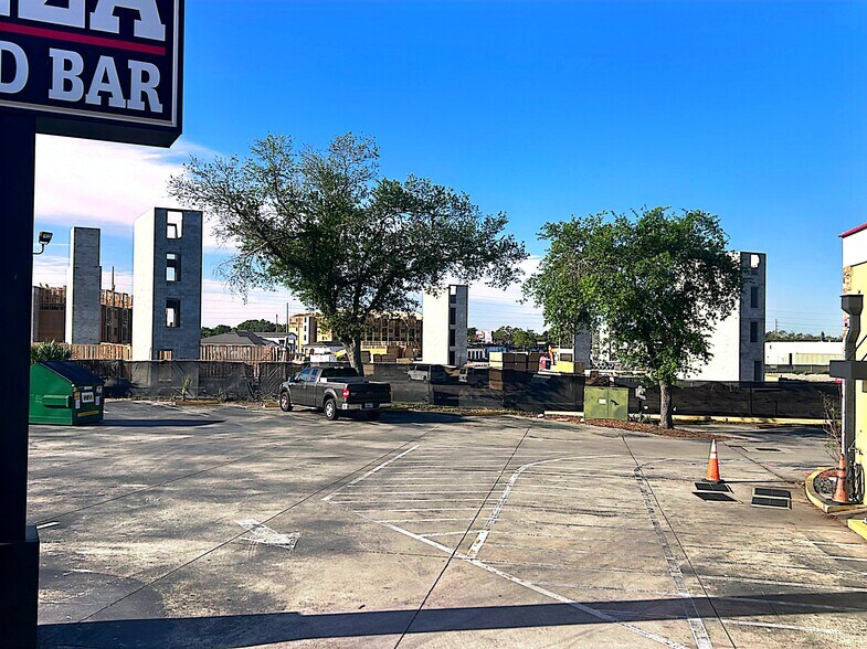 More Photos Of 103 Us-301 Blvd W, Bradenton Fast Food For Sale